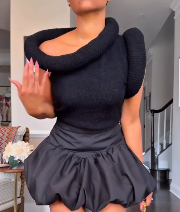 Knitted double round top