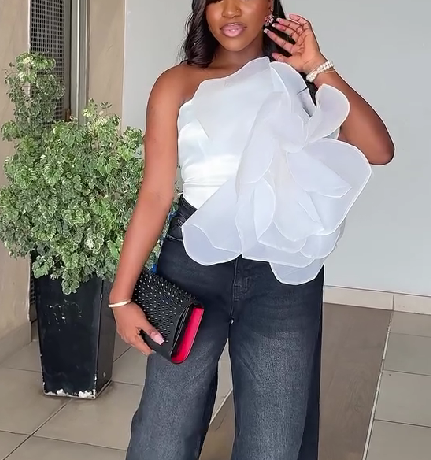 Elegant tulle top
