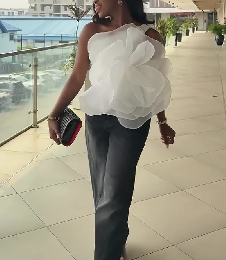 Elegant tulle top