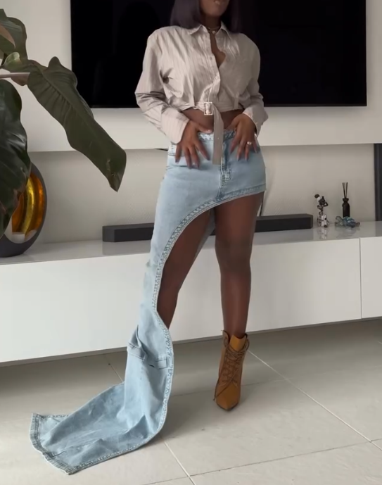 Slit stretch denim skirt top