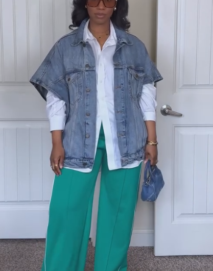 Half-sleeved denim top