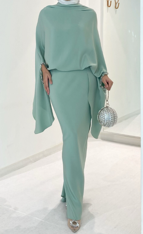 Demure Breezy 2pc Skirt Set