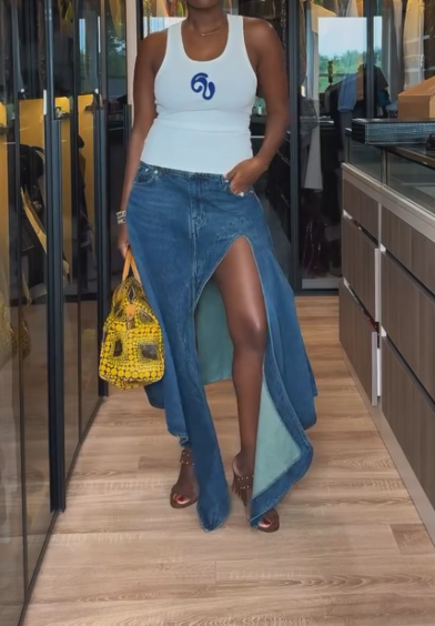 Denim slit casual skirt